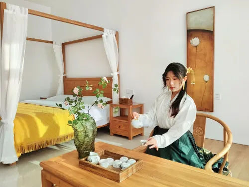 雲棲蘭亭·遇巒山逢城景藝術設計師美宿（大同鉄道駅）