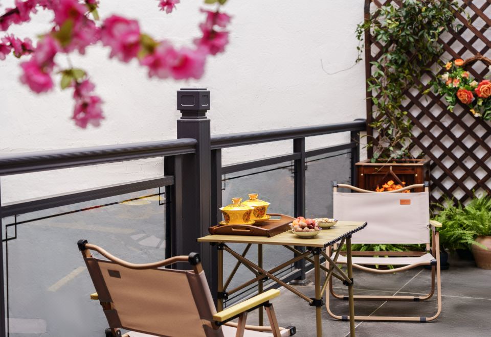 Tang Dynasty Seal · Siheyuan Tang Style Homestay