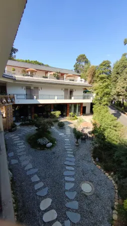 Pujiang Shanshui Hotel Отели рядом с достопримечательностью «Xilai Ancient Town»