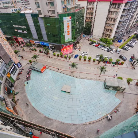 Shengjing Yijia Hotel (Xiangyang Railway Station People's Square Branch)