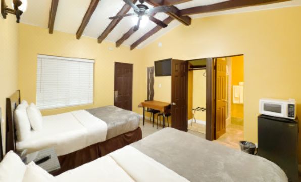 El Patio Inn - Near Universal Studios Hollywood
