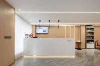 Lixin Hotel Yanjiang Avenue - 2-Star