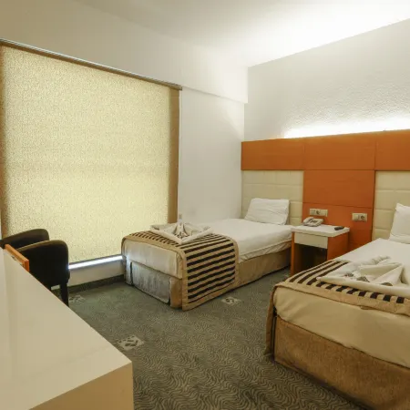 Nuzhet Hotel