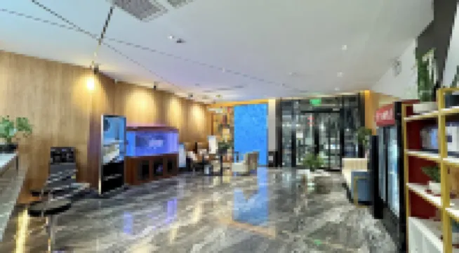 Grey Whale Intelligent Hotel (Baoding Mancheng People's Hospital)