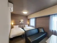 Hotel Route Inn Kusatsu Ritto -Ritto Inter Kokudo 1 Gou- Các khách sạn ở Konan