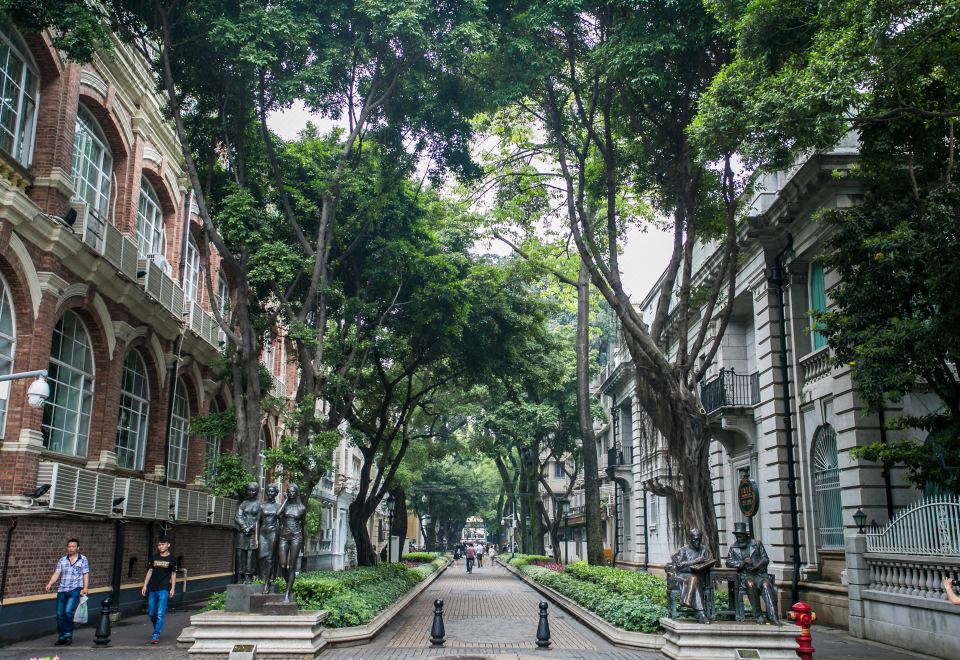 5. 이쟈무플러스 호..