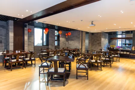 Datong Tang Fang Hotel Отели рядом со станцией Datongnan Railway Station