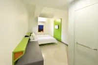 Lamora Kota Lama Surabaya Hotels in Pabean Cantikan