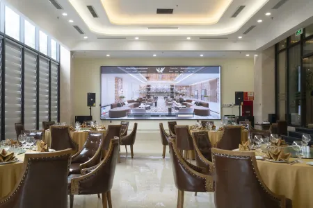 Khách sạn Hùng Vương