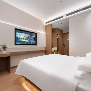 Qixuan Hotel Zibo (Shandong Science and Technology Branch of Ceramic Glass Museum)