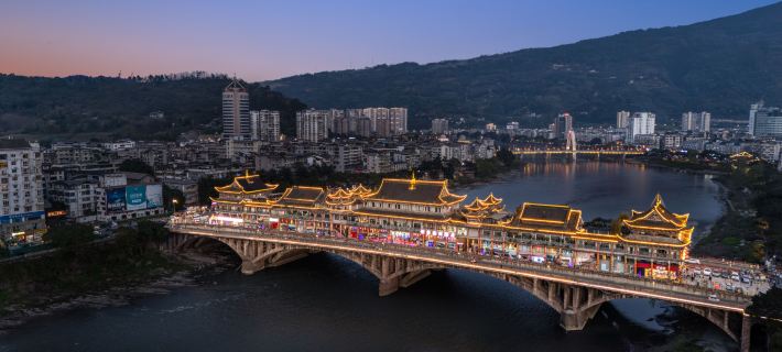 Thousands of miles to ride a bicycle to live in the other courtyard (Ya'an Covered Bridge Branch) Hotels in Ya'an