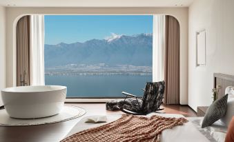 Dali Island star water gallery hotel