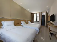 Yunqiu Mountain Mountain View Homestay Hotels in Xiangning