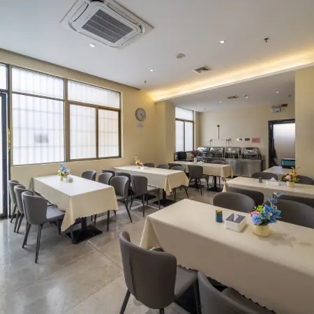 Gena Hotel