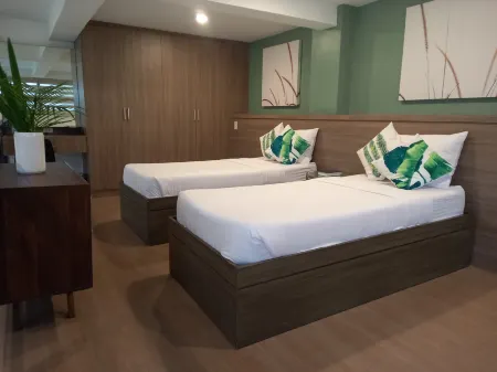 T House Tagaytay Отели в г. Тагайтай