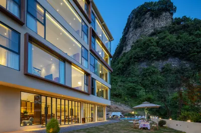 Enshi No.7 Valley Lodge  호텔