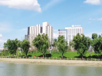 Yangzhou Convention Center(Mingyue Lake Store) Hotellit kohteessa 
