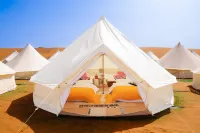 Weipan · Helanli Desert Resort & Guesthouse のホテル