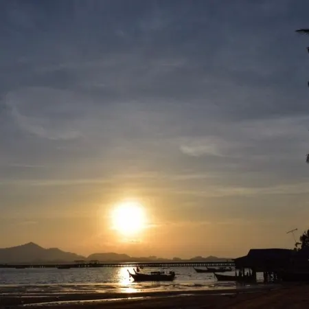 Mook Montra Resort Seafront