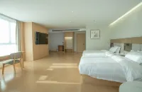 Lanyue Hotel (Weifang Airport Railway Station)