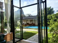 Yayuan Private Hot Spring Vacation Apartment (Yangshuo Yulong River Jiuxian Wharf) - مسبح خاص