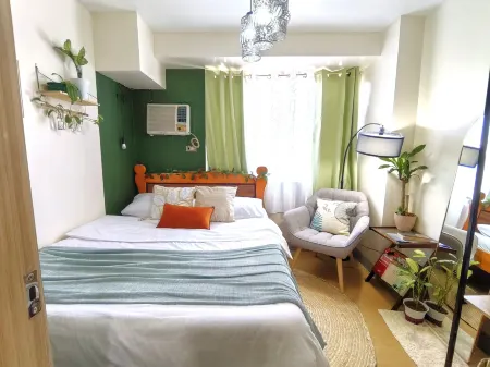 1Br Condotel near BGC and Venice- Grace Haven Отели рядом с достопримечательностью «The Aston at Two Serendra»