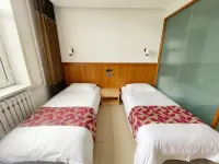Hulunbuir Genhe Genlin Log Cabin Theme Hotel (Budong River Branch, China's Coldest Pole)