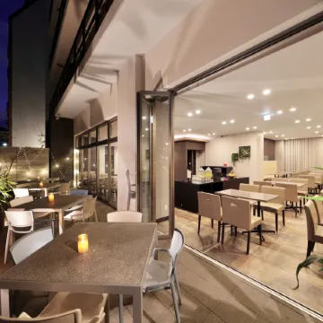 Dotonbori Crystal Hotel II Отели рядом с достопримечательностью «Тюо»