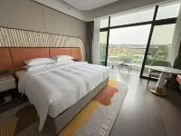 Ziyang Bear Run Hotel - balcony