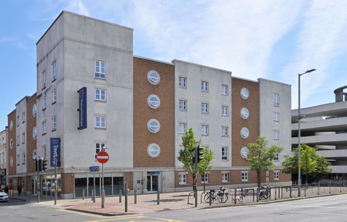 Travelodge Watford Central