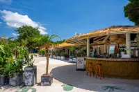 Huidong Xunliao Bay Whale Landing RV Campsite