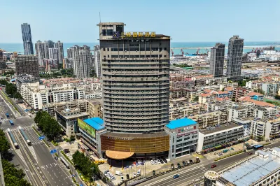 Lianyungang Lanou International Hotel (At the Seaside Park Store)