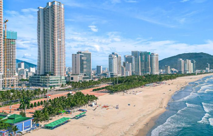 Wyndham Soleil Danang - Free Schedule Airport Shuttle