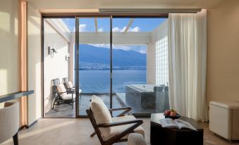 Nocturne Villa at Yueyin Ting | Full View Half Mountain Sea View Resort Hotel (Dali Erhai Branch)