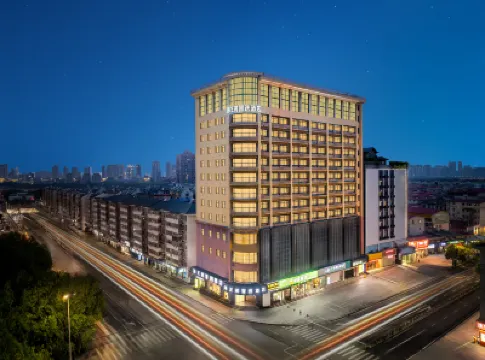 南昌瀾悅滕王閣智選酒店（國威路地鐵站店） 鄰近梁湾的酒店