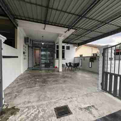 Padang Serai Harmoni Homestay Hotel Exterior