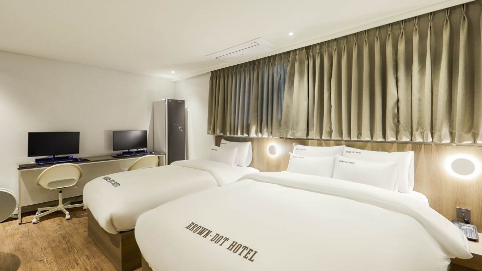 Brown-dot HOTEL Wonju-dangu
