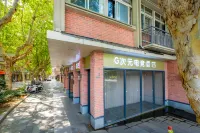 G-Dimension Eports Hotel