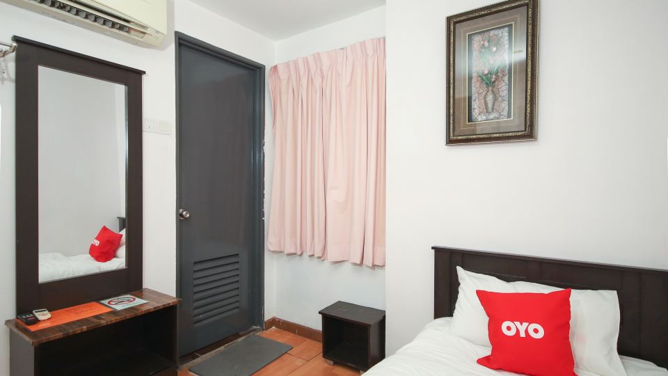Super OYO 90345 Tm Hotel