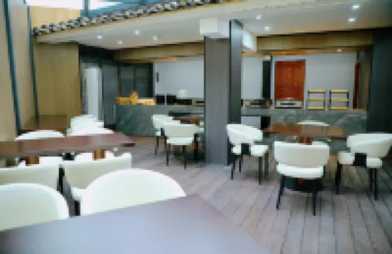 Zhaoxing Post Hotel