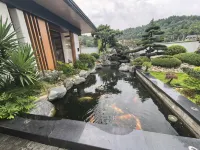 Yushe Vacation Apartment - parking