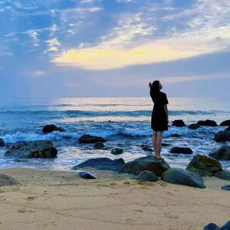 Chinese Countryard on the Sea