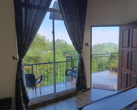 森林景觀別墅 - No: 50/17 康提酒店