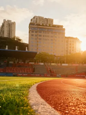 豐都西岸飯店(中恆體育場店) 豐都宏聲文化廣場附近的飯店