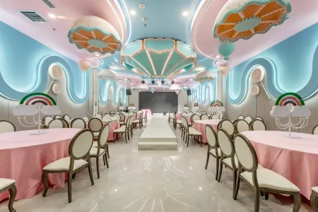 Hongwei Hotel Отели в г. Фунин