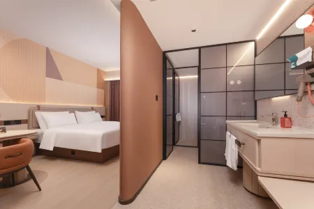 Orange Hotel (Huangshan Yi Hongcun Scenic Area)