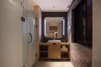 Yushe Heting Wenquan Resort Hotel