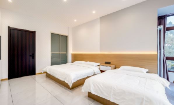 Xuemanshan Mountain Lodge