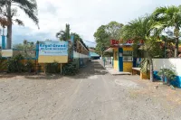 RedDoorz @ Royal Grande Beach Resort Batangas Hotels in Lemery