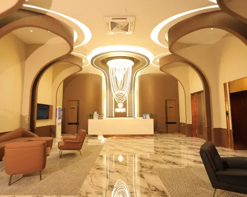 Ruijin Business Hotel Hotele w: Hanggin Houqi